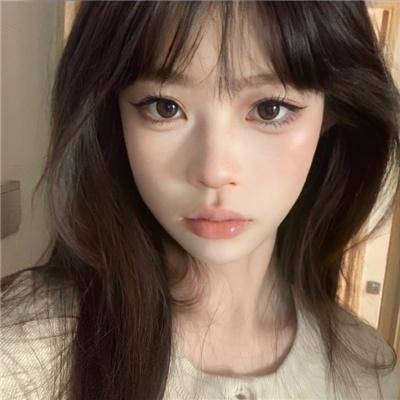 然后,她找到了我